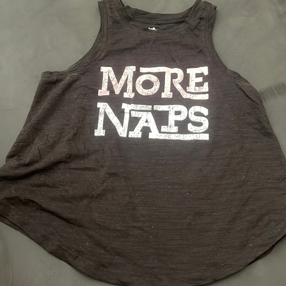 Black tank - Picture 1 of 2